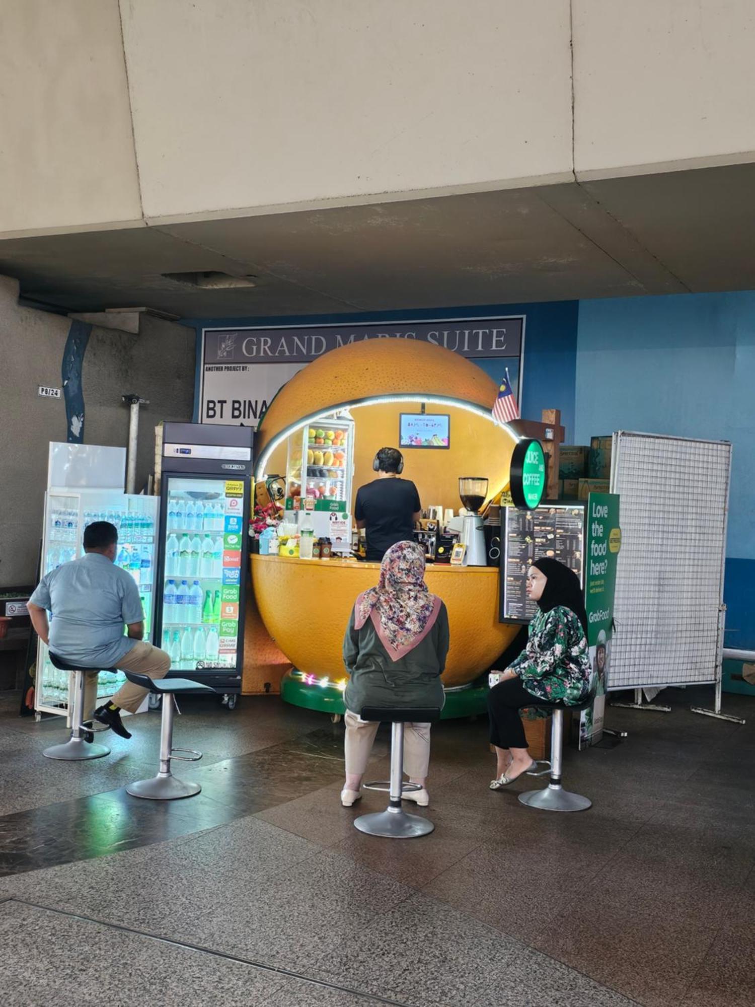 New Bangsar Trade Centre Kl Mid Valley Lrt Bangsar Kuala Lumpur